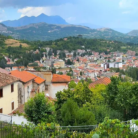 度假居 Borgo At 塔利亚科佐